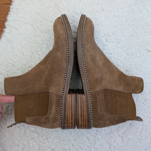 Wishbone Shoes - Wishbone Suede Chelsea Boots 7.5